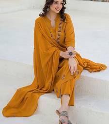 Women Ethnic Motifs Embroidered Regular Thread Work Kurta with Trousers & With Dupatta