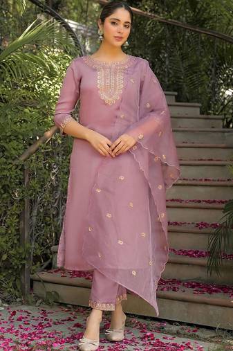 Women Ethnic Motifs Embroidered Regular Thread Work Kurta with Trousers & With Dupatta