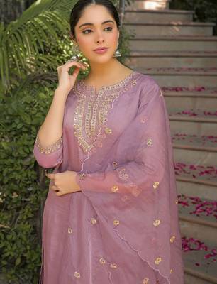 Women Ethnic Motifs Embroidered Regular Thread Work Kurta with Trousers & With Dupatta 2