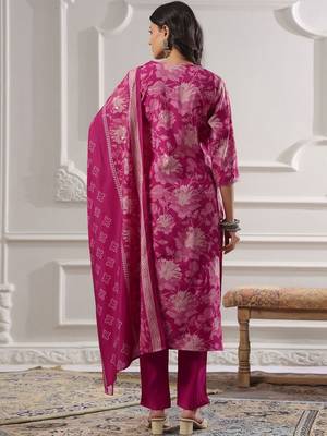 Women Floral Printed Regular Thread Work Kurta with Trousers & With Dupatta 6