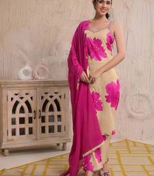 Women Floral Printed Kurta with Trousers & Dupatta