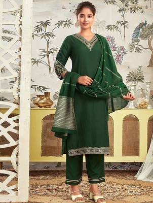 Women Ethnic Motifs Embroidered Kurta with Trousers & Dupatta 1