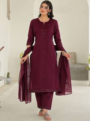 Women Ethnic Motifs Embroidered Regular Thread Work Kurta with Trousers & With Dupatta 4