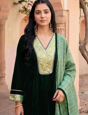 Women Ethnic Motifs Yoke Design Regular Thread Work Kurta with Trousers & With Dupatta 2