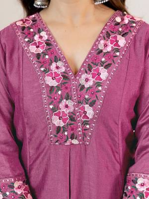 Women Embroidered Regular Kurta with Trousers & With Dupatta 5