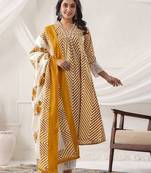 Women Printed Empire Thread Work Kurta with Trousers & With Dupatta