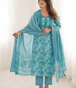 Women Ethnic Motifs Printed Regular Kurta with Trousers & With Dupatta