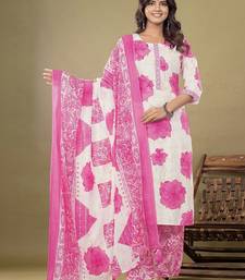 Women Floral Printed Regular Kurta with Trousers & With Dupatta