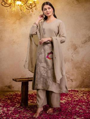 Women Ethnic Motifs Embroidered Regular Thread Work Kurta with Palazzos & With Dupatta 4