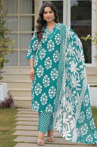 Women Printed Regular Sequinned Kurta with Trousers & With Dupatta