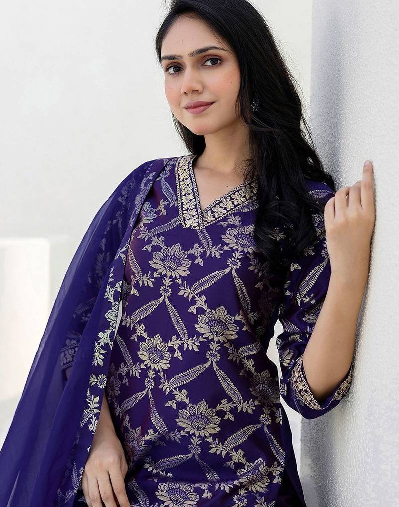 Women Floral Printed Kurta with Palazzos & Dupatta