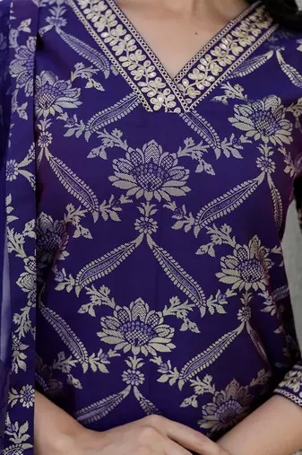 Women Floral Printed Kurta with Palazzos & Dupatta