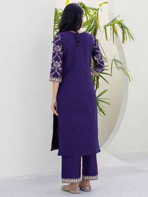 Women Floral Printed Kurta with Palazzos & Dupatta 5