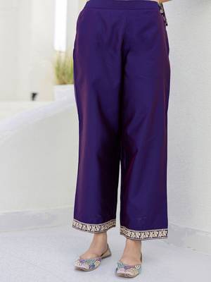 Women Floral Printed Kurta with Palazzos & Dupatta 7