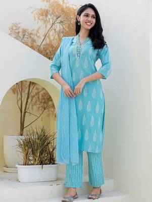 Women Ethnic Motifs Printed Kurta with Trousers & Dupatta 4
