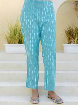 Women Ethnic Motifs Printed Kurta with Trousers & Dupatta 6