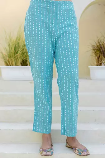 Women Ethnic Motifs Printed Kurta with Trousers & Dupatta
