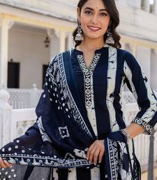 Women Floral Embroidered Kurta with Trousers & Dupatta