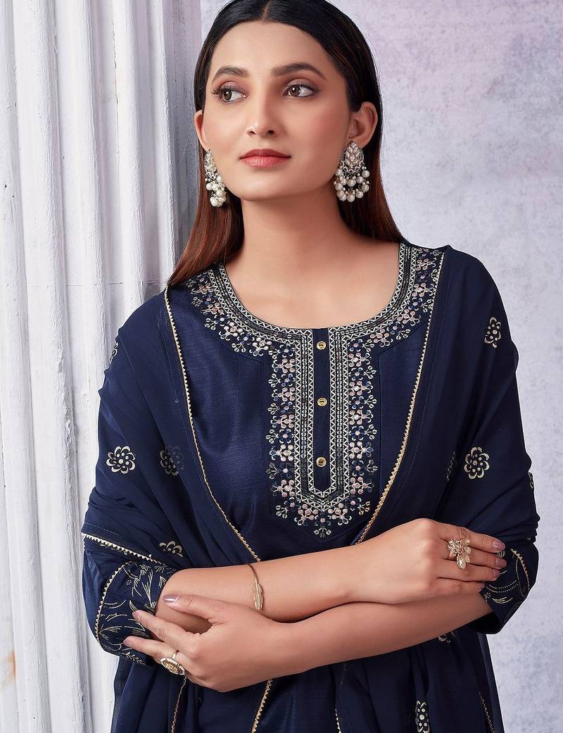 Yoke Design Embroidered Sequinned Straight Kurta With Trousers & Dupatta