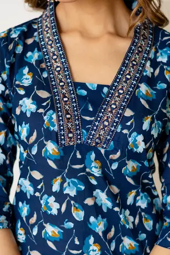Women Floral Printed Kurta with Churidar & Dupatta