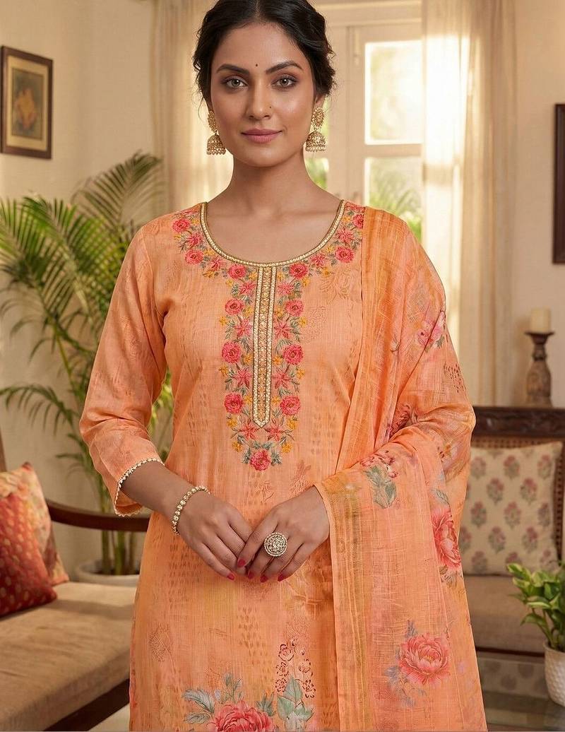 Women Floral Printed Regular Thread Work Kurta with Trousers & With Dupatta
