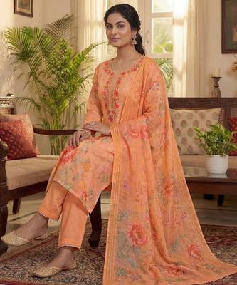 Women Floral Printed Regular Thread Work Kurta with Trousers & With Dupatta 5
