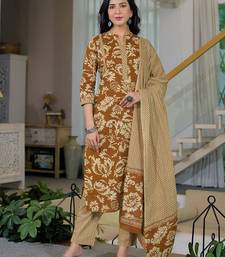Women Floral Printed Regular Kurta with Trousers & With Dupatta