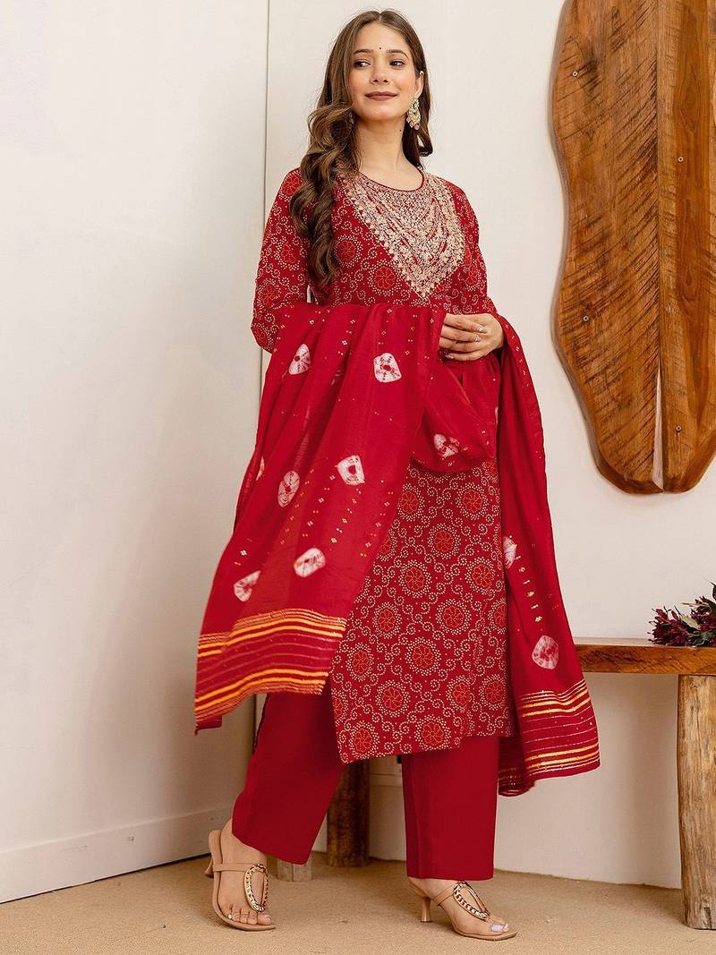 Women Bandhani Printed Kurta with Trousers & Dupatta