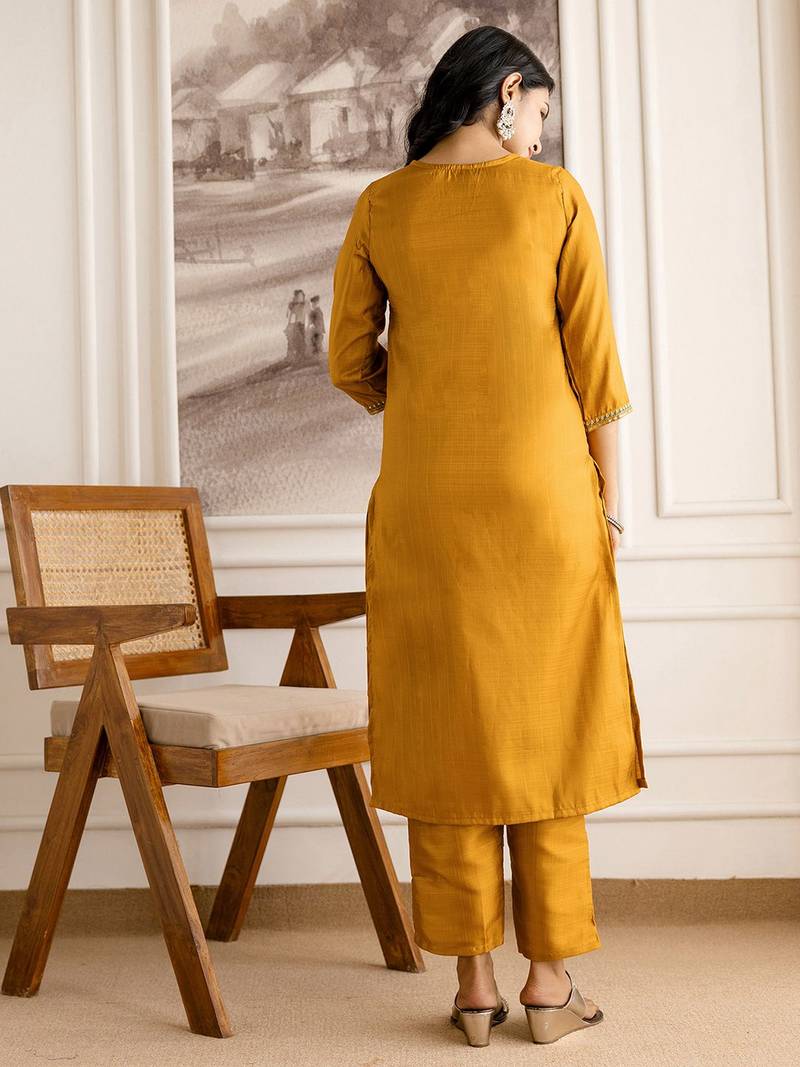 Women Ethnic Motifs Printed Regular Sequinned Kurta with Trousers & With Dupatta