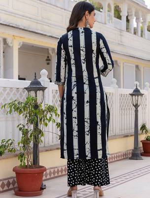 Women Striped Kurta with Trousers & Dupatta 6