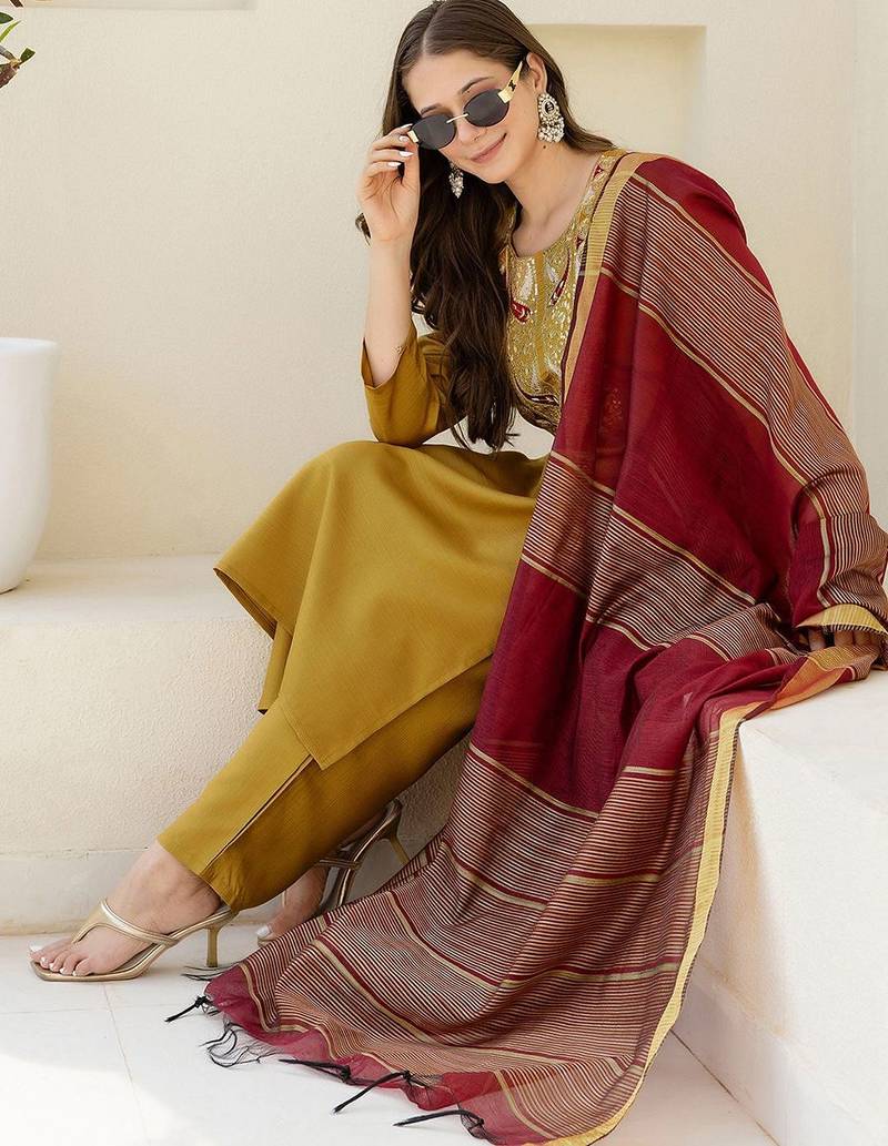 Floral Yoke Design Sequinned Kurta With Trousers & Dupatta