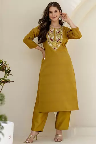 Floral Yoke Design Sequinned Kurta With Trousers & Dupatta