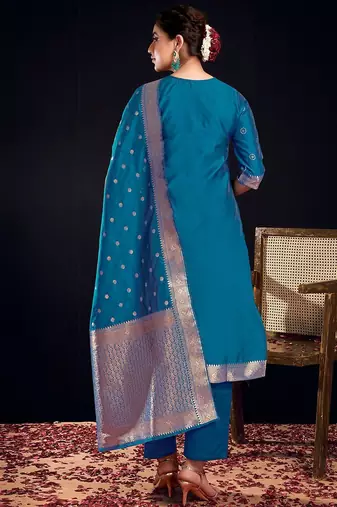 Floral Printed Round Neck Straight Kurta With Trousers & Dupatta
