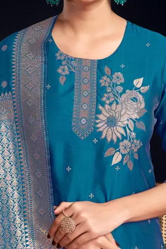 Floral Printed Round Neck Straight Kurta With Trousers & Dupatta