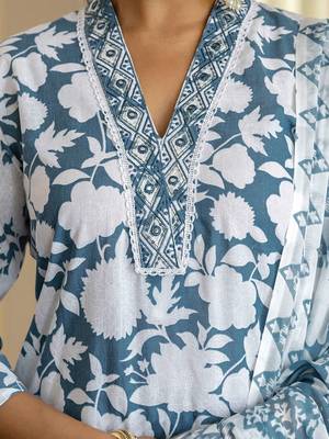 Women Floral Printed Regular Sequinned Kurta with Trousers & Dupatta Kurta Sets 6