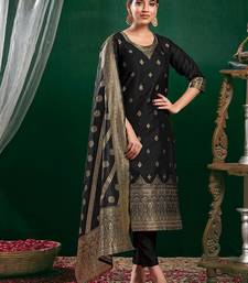 Women Dyed Regular Kurta with Trousers & With Dupatta