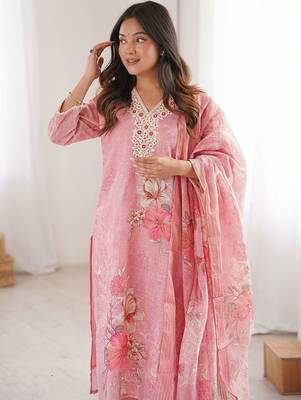 Women Floral Printed Regular Linen Kurta with Trousers & With Dupatta 4