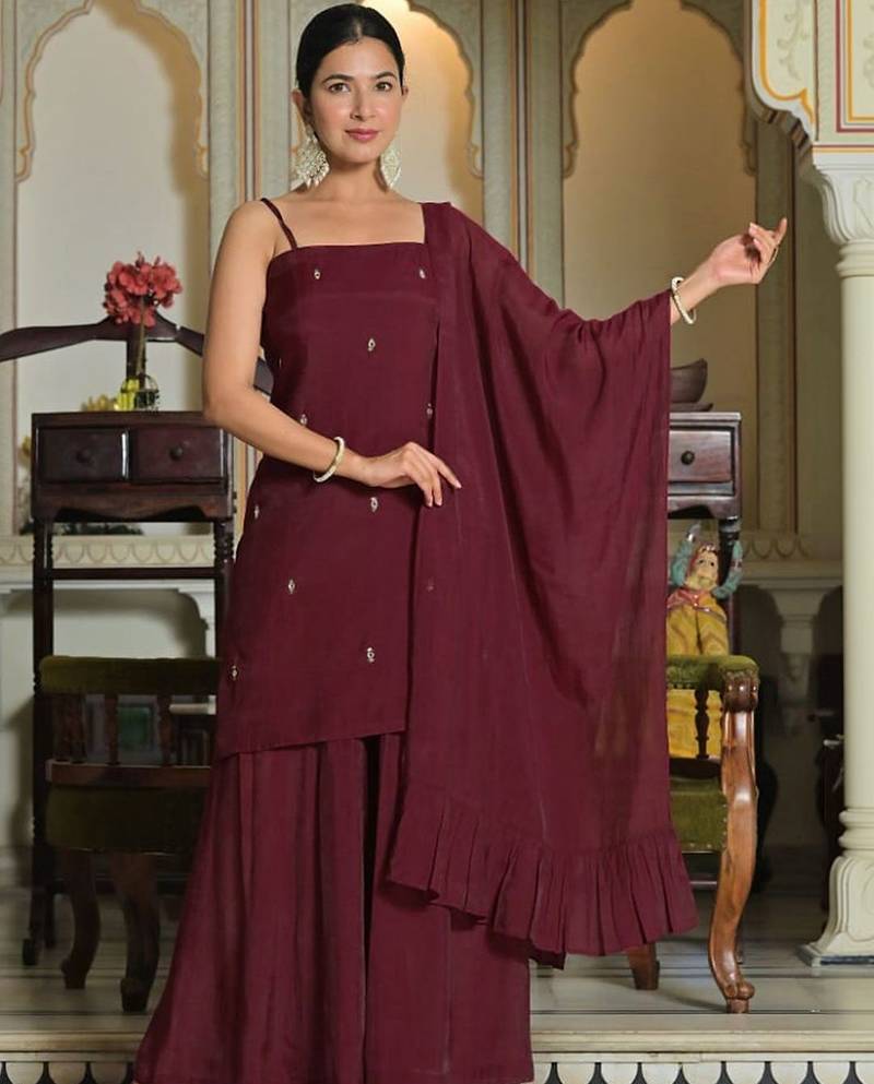 Women Embroidered Regular Thread Work Kurta with Sharara & With Dupatta