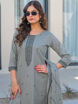 Women Ethnic Motifs Embroidered Regular Thread Work Kurta with Trousers & With Dupatta 5