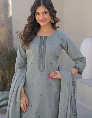 Women Ethnic Motifs Embroidered Regular Thread Work Kurta with Trousers & With Dupatta 7