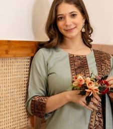 Women Woven Design Regular Kurta with Trousers & Dupatta