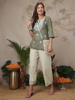 Women Ethnic Motifs Embroidered Round Neck Short Kurti 6