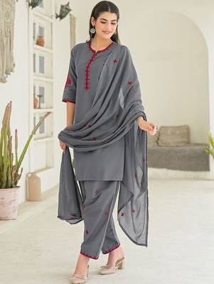 Ethnic Motifs Embroidered Regular Thread Work Kurta with Patiala & With Dupatta 7