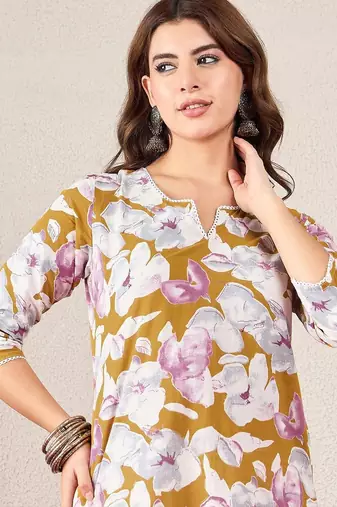 Floral Printed V-Neck Cotton Straight Kurta