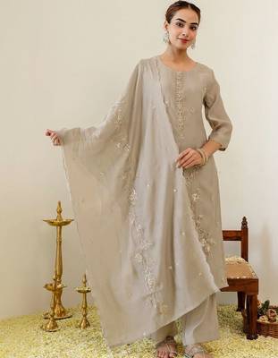 Women Ethnic Motifs Embroidered Regular Thread Work Chanderi Cotton Kurta with Palazzos & With Dupatta 1