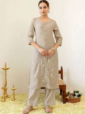 Women Ethnic Motifs Embroidered Regular Thread Work Chanderi Cotton Kurta with Palazzos & With Dupatta 7