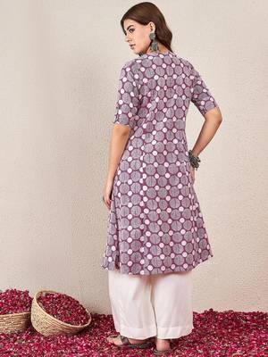 Women Floral Printed Floral Kurta 2