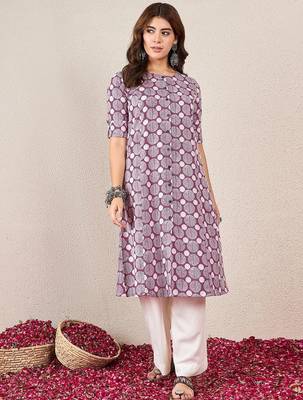 Women Floral Printed Floral Kurta 5