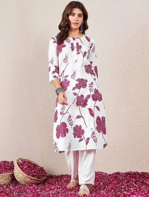 Floral Printed Round Neck Straight Kurta 1