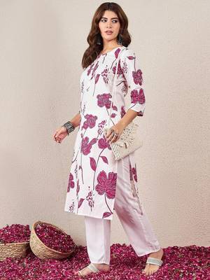 Floral Printed Round Neck Straight Kurta 4
